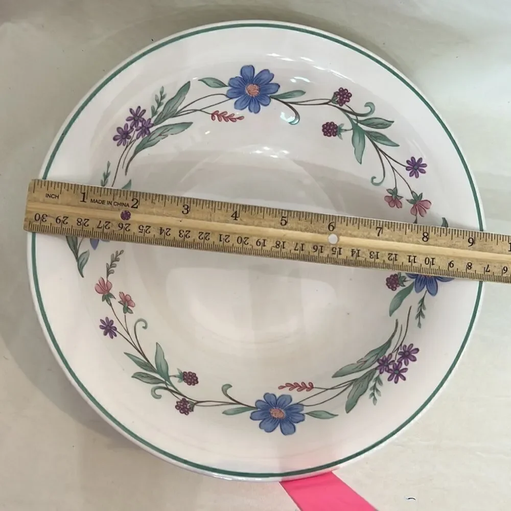 Oneida Ava Serving Bowl Floral Green Blue Pink Purple 9 1/4 Round X 2 1/2 Tall